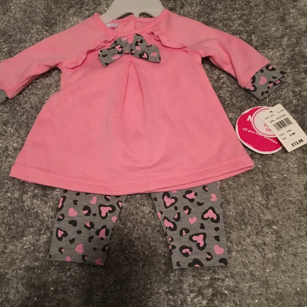 Baby girl outfit 0-3 months